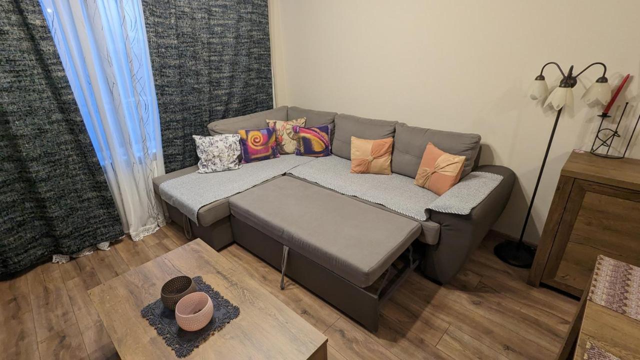Business And Leisure Apartments In Mladost 2 With Free Garage โซเฟีย ภายนอก รูปภาพ