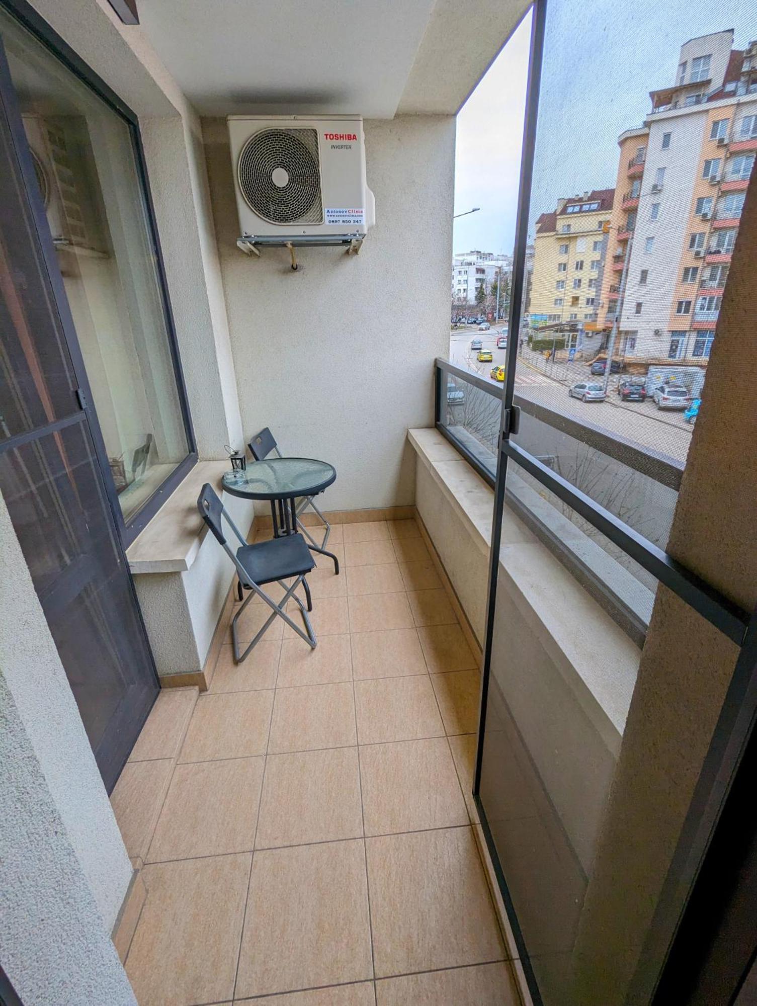 Business And Leisure Apartments In Mladost 2 With Free Garage โซเฟีย ภายนอก รูปภาพ